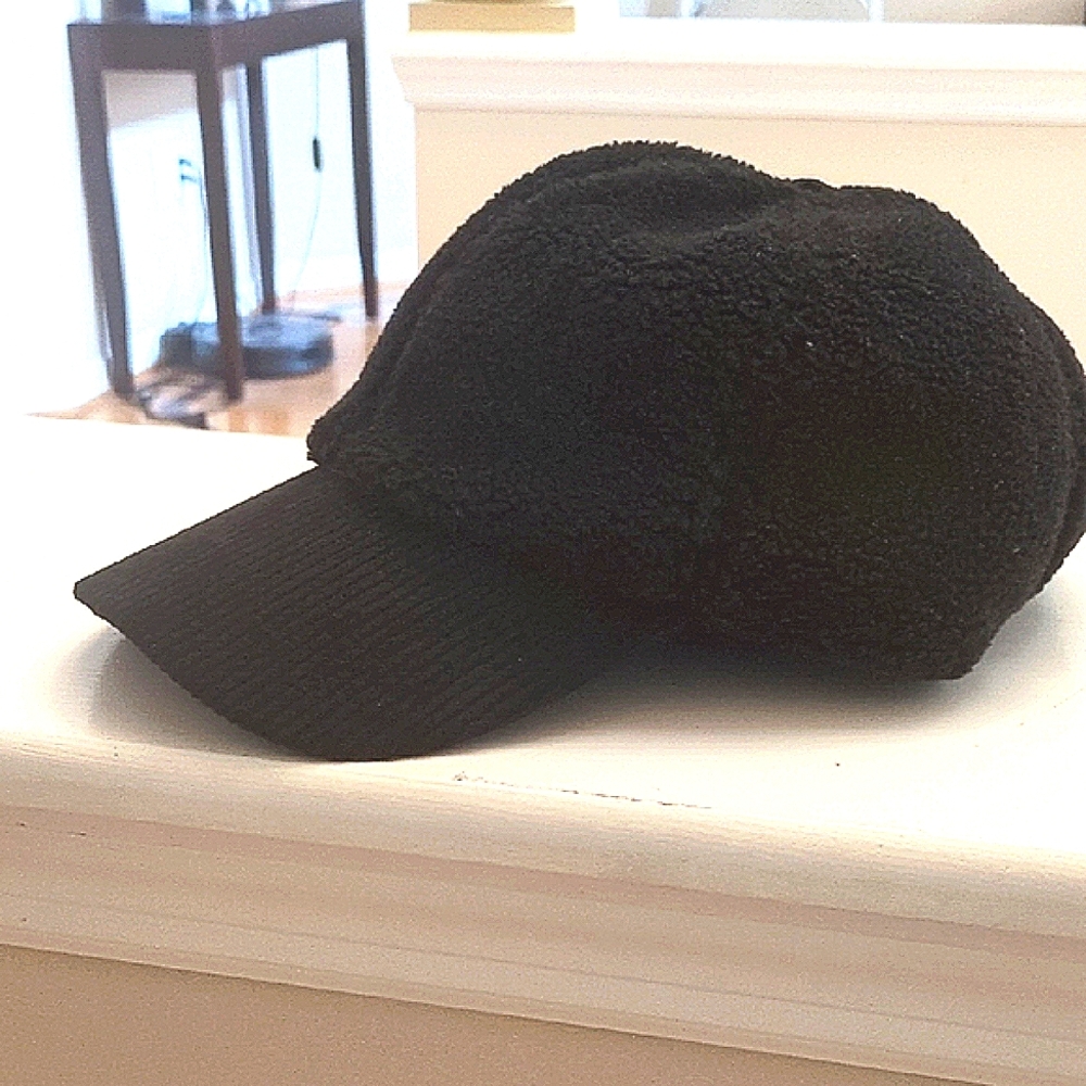 Boutique Black Fleece Sherpa Baseball Cap NWOT